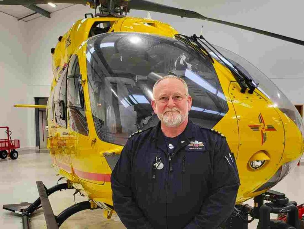 Pilot Dave Surtees with Norwich Helicopter G-RESU