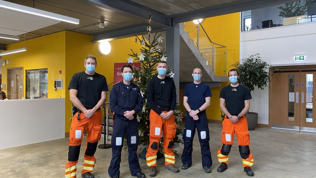 Crew stood by Gift of Life appeal Christmas tree